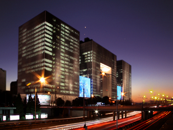 滑車(chē)在中國(guó)石油大廈工程中的使用